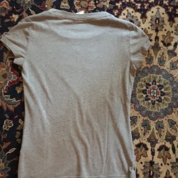 Abercrombie Kids, XL gray T-shirt. Super soft! - Picture 4 of 4